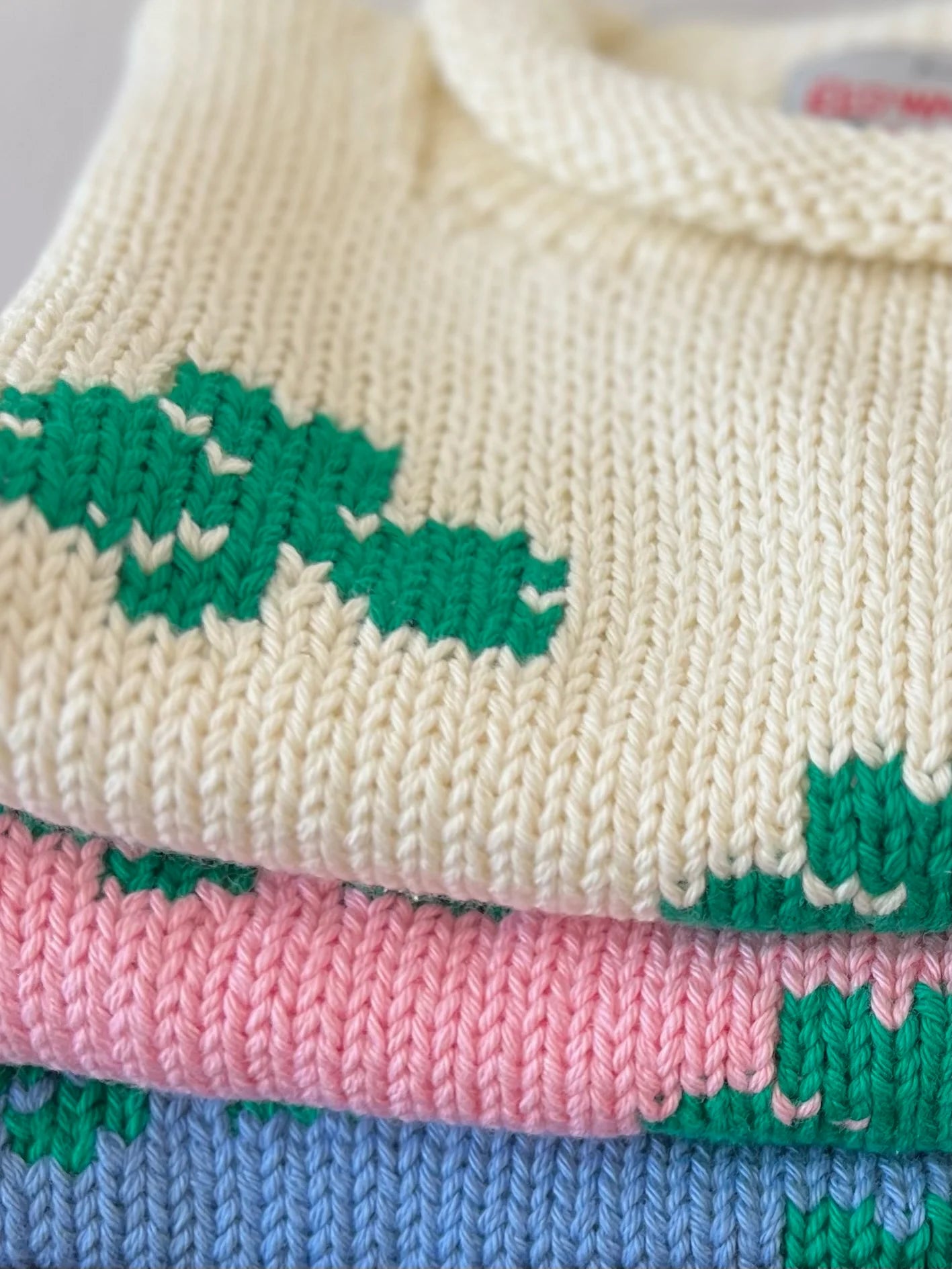 Chambray-Shamrock-Rollkragenpullover
