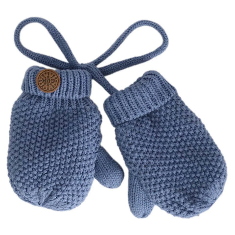 blue knit mittens