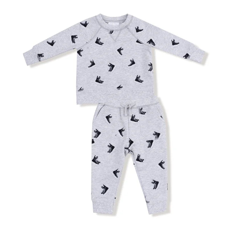 kids hockey outfit