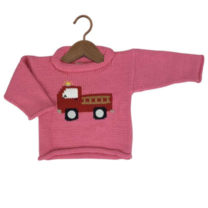 Pull rose à col roulé en forme de camion de pompier 