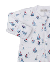 close up of foldover mitt