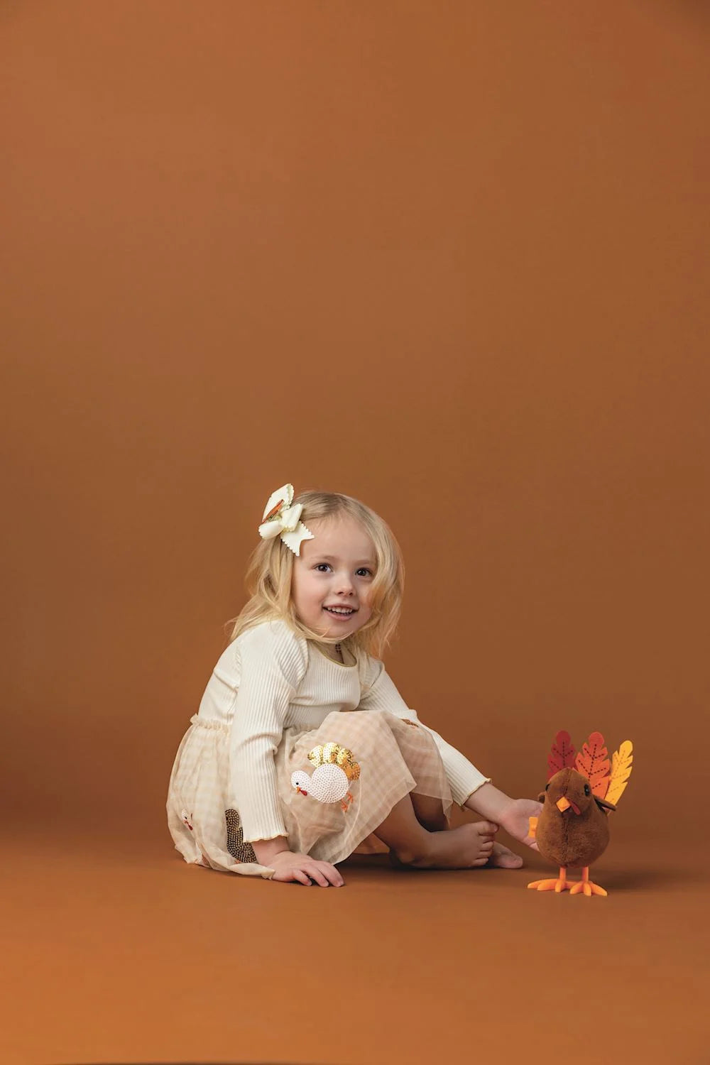 girl wearing turkey dress