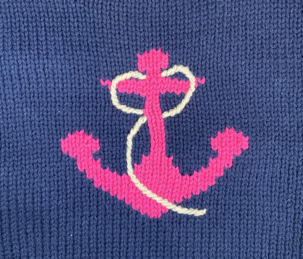 close up of pink knitted anchor with tan rope detail around anchor